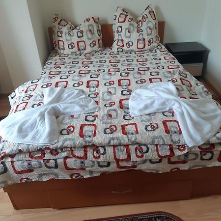 Lucian Studio Apartman Bukarest Kültér fotó